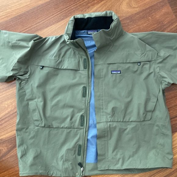 XL Patagonia men’s waterproof Swiftcurrent Wading Jacket for Fly Fishing - Picture 2 of 11